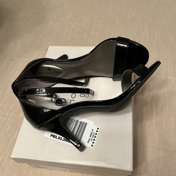 Bandolino Madia Size 5 Open-Toe Black Patent Dress Sandals, NIB - Picture 5 of 10